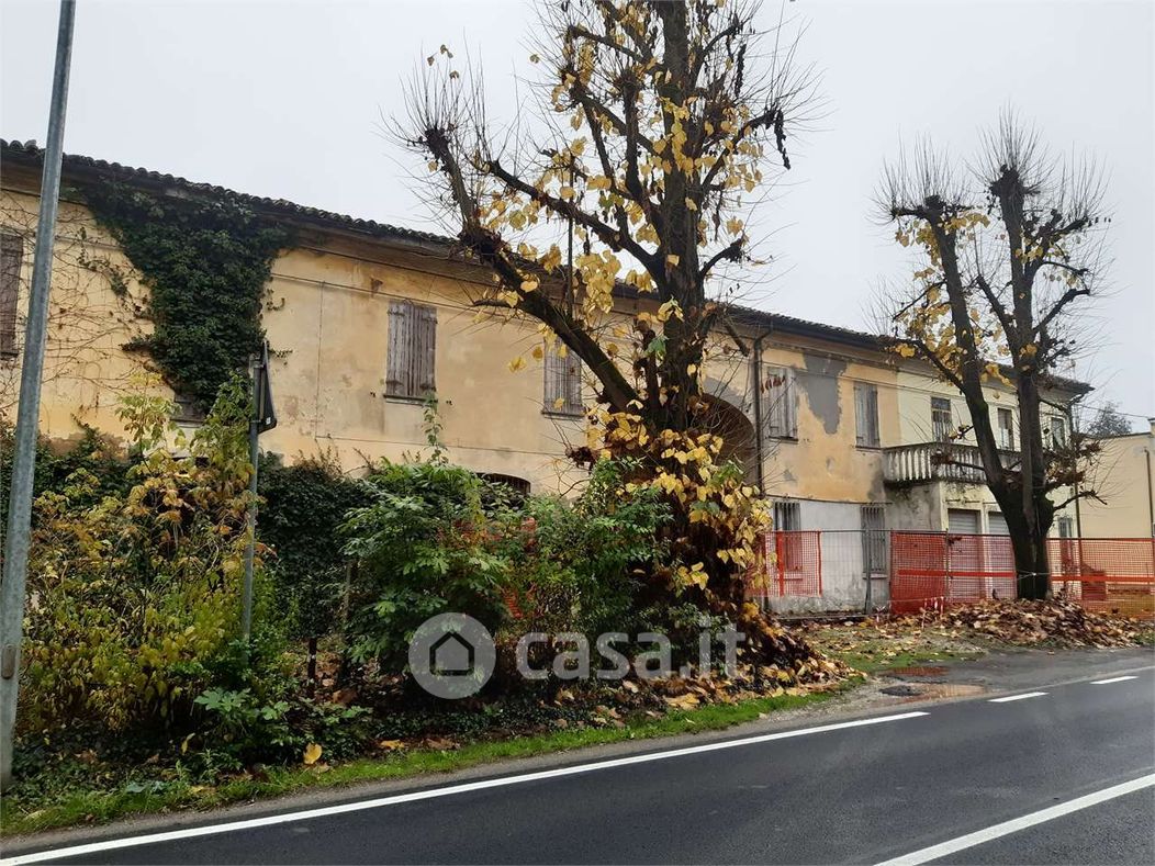 Rustico/Casale in Vendita in Via Masi 289 a Ferrara