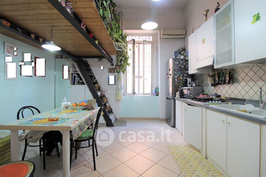 Appartamento in Affitto in Via Lucio Silla a Napoli