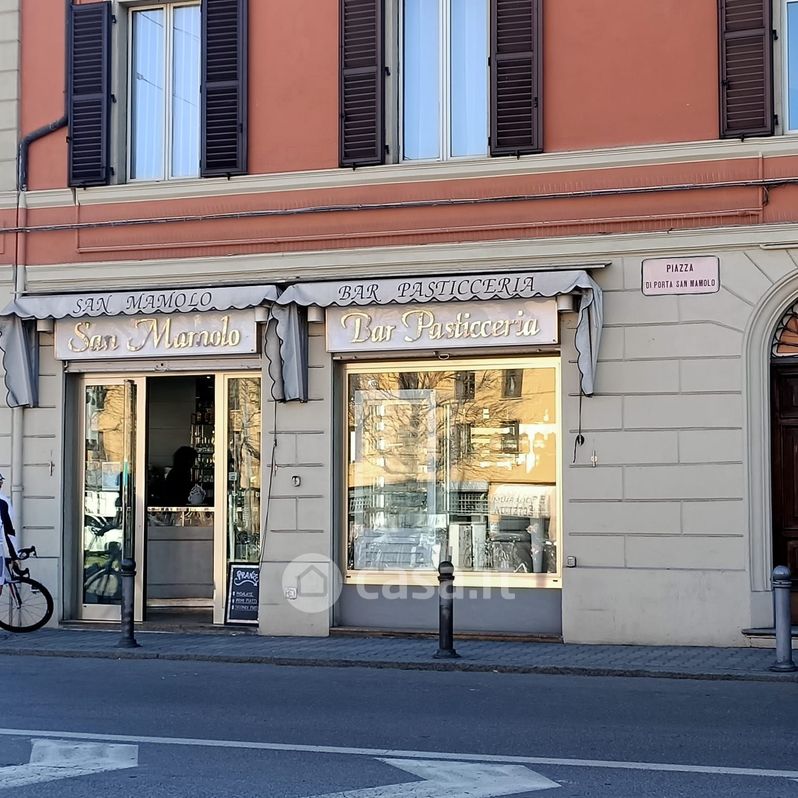 Bar in Vendita in Via San Mamolo 1 a Bologna