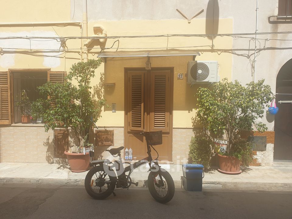 Appartamento in Vendita in Via Zangara Sacerdote a Cinisi
