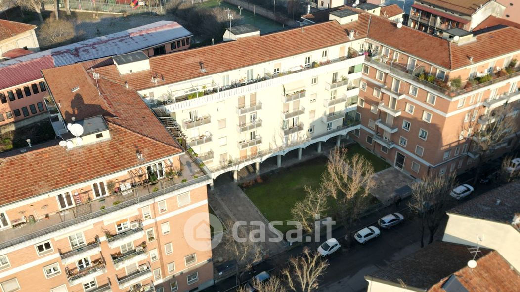 Appartamento in Vendita in Via Marmora a Cremona