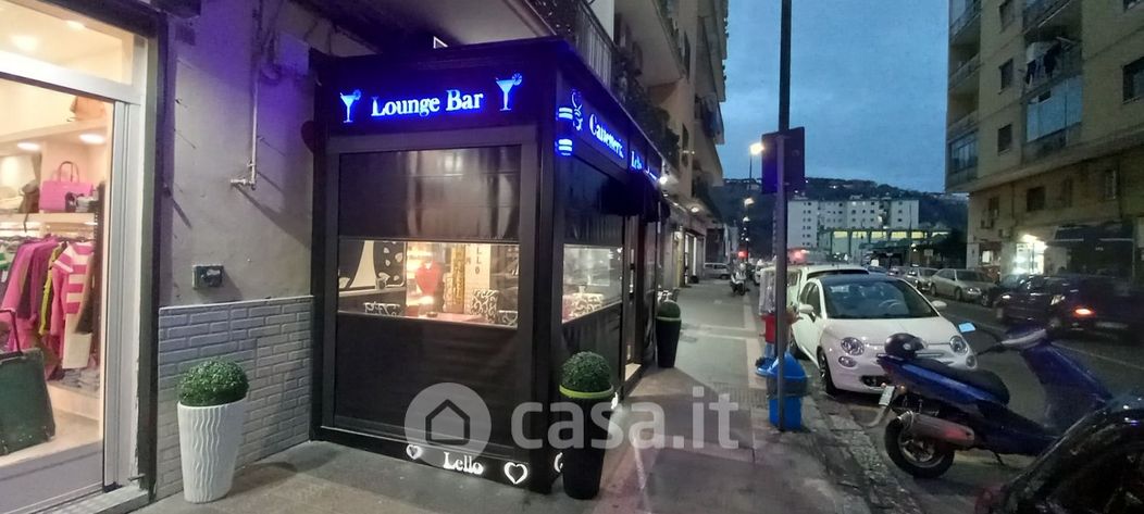 Bar in Vendita in Viale Cavalleggeri D'Aosta a Napoli