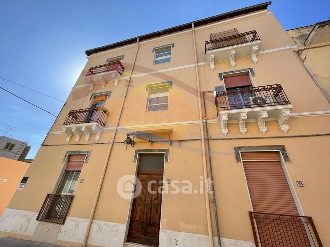 Appartamento in Affitto in Via Bondifè a Priolo Gargallo