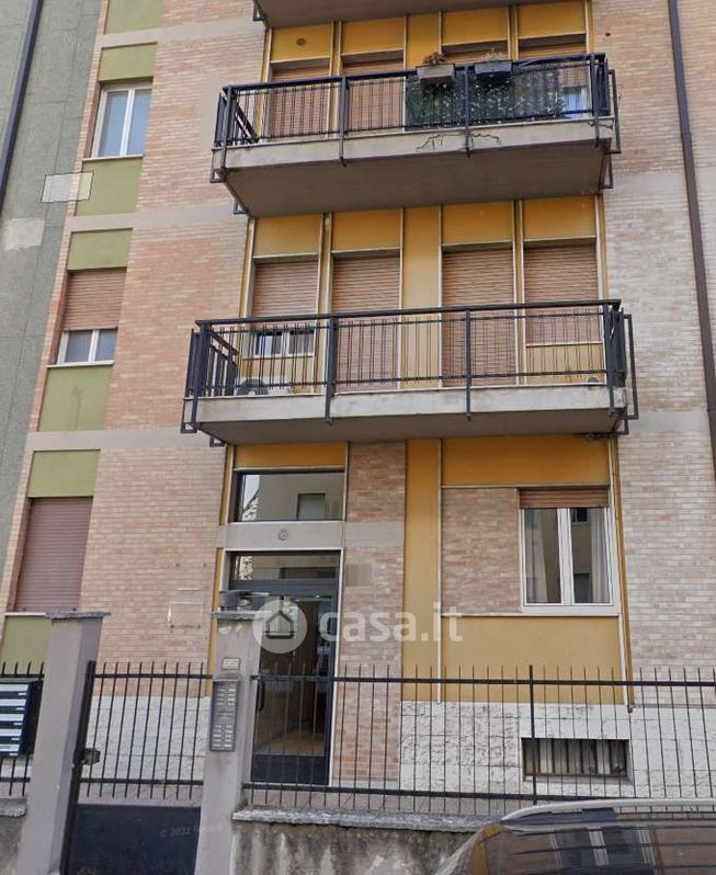 Appartamento in Vendita in Via Arnolfo di Cambio a Verona