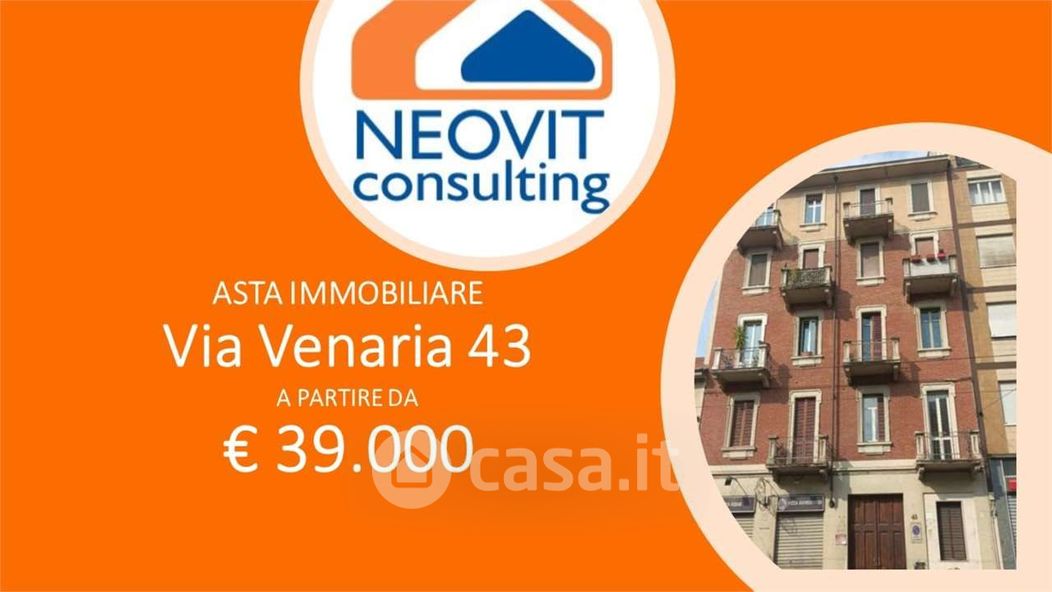 Appartamento in Vendita in Via Venarìa 43 a Torino