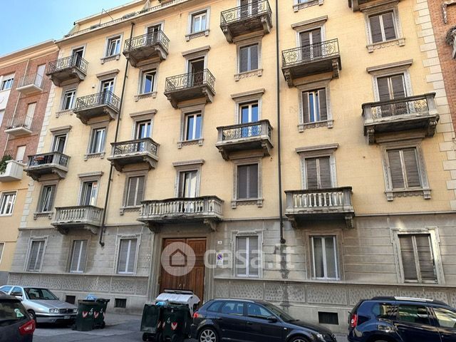 Appartamento in Vendita in Via Pellice 19 a Torino