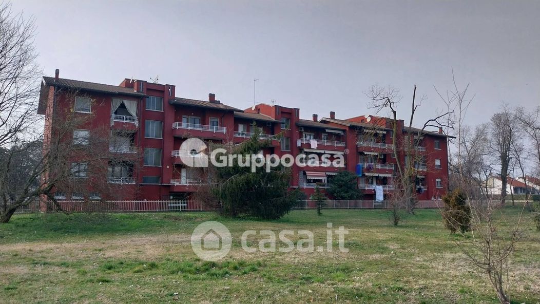 Appartamento in Affitto in Via Carlo Pisacane 152 a Magenta