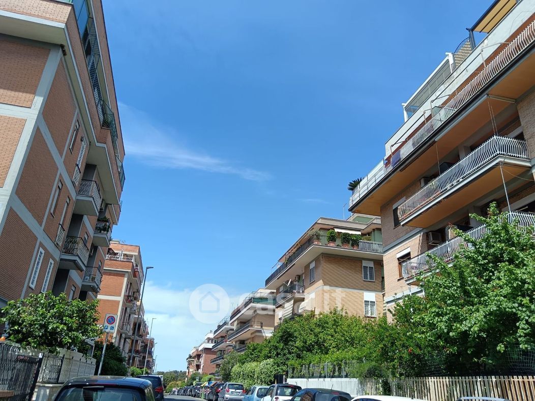 Appartamento in Vendita in Via Andrea del Verrocchio a Roma