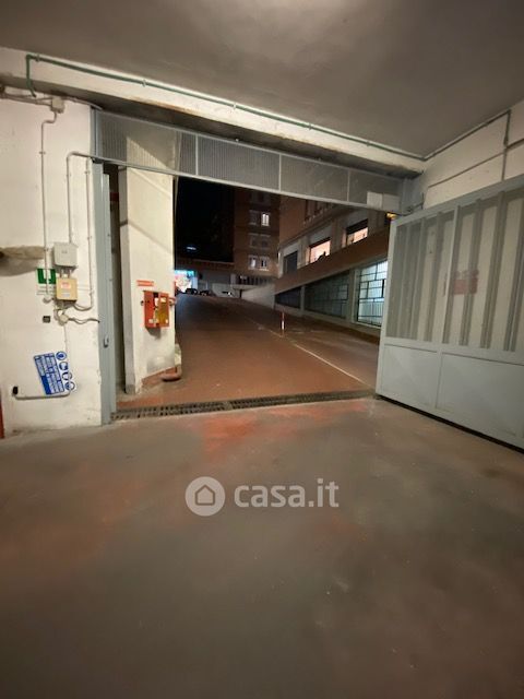 Garage/Posto auto in Vendita in Via Ludovico Micara 60 a Roma