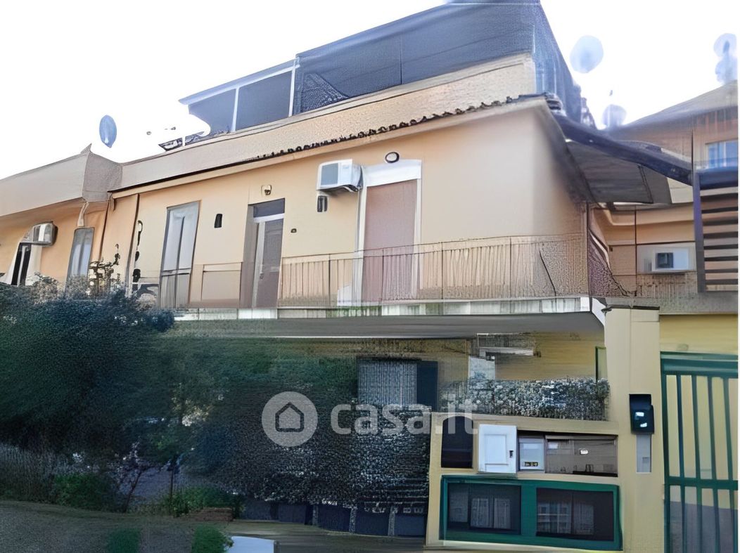 Appartamento in Vendita in Via Comunale a Messina