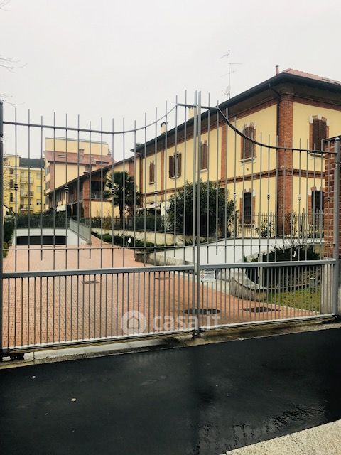 Loft in Affitto in Via domenico berra 16 a Milano