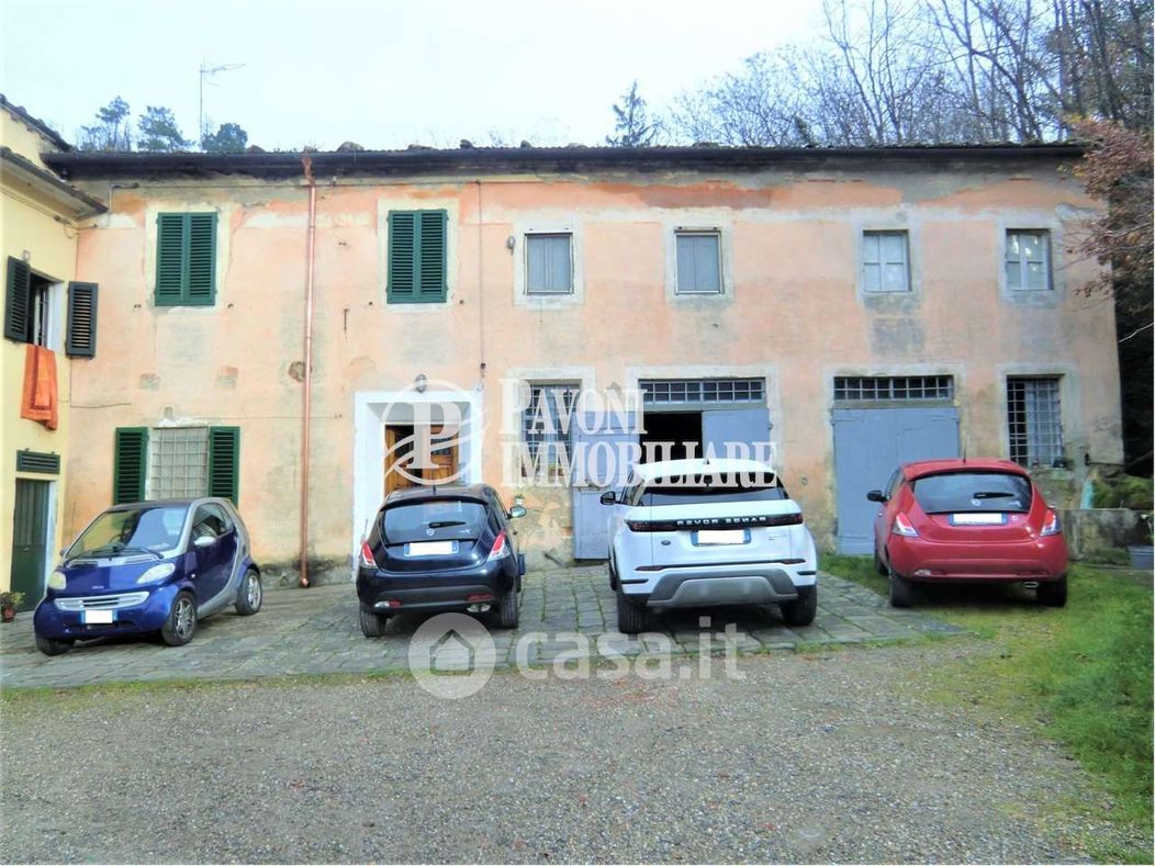 Rustico/Casale in Vendita in Via di Mezzomonte a Pistoia