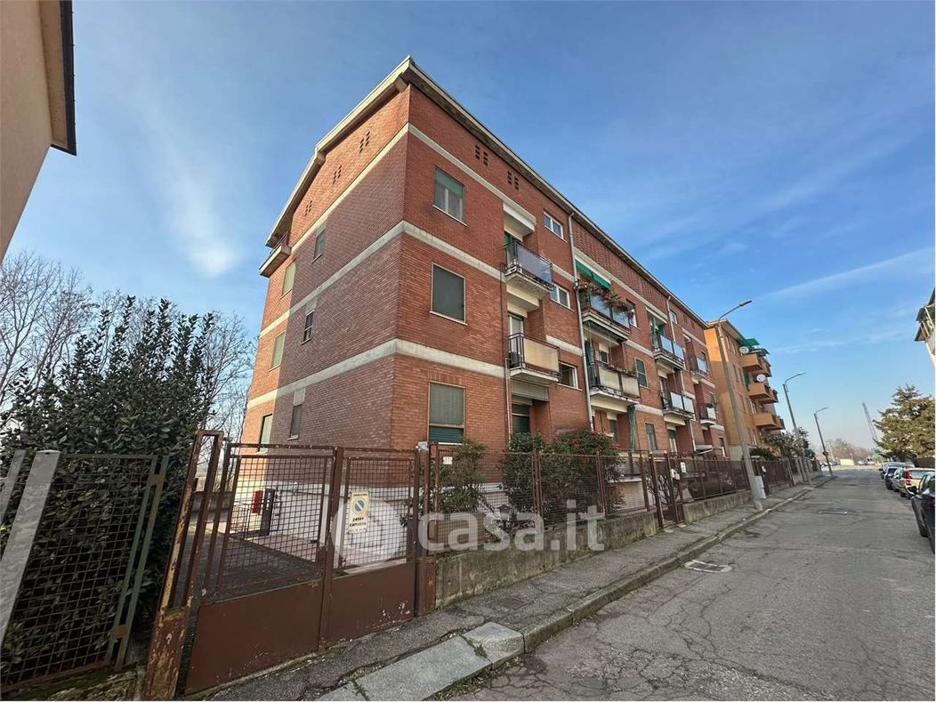 Appartamento in Vendita in Via Francesco Reale a Pavia