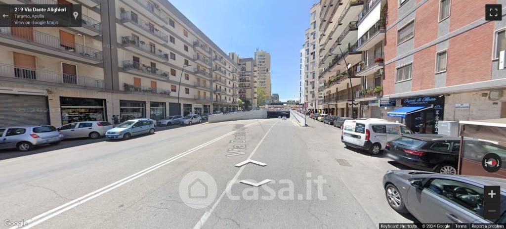 Appartamento in Vendita in Piazzale Bestat 8 a Taranto