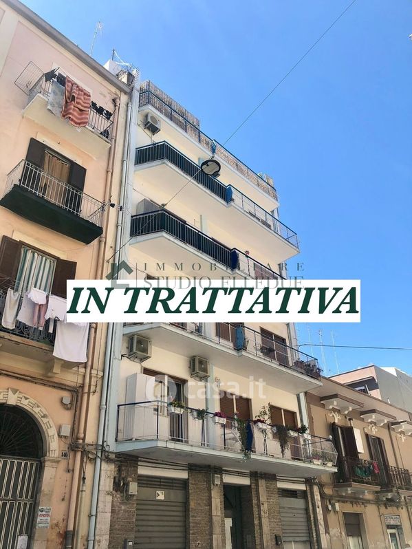 Appartamento in Vendita in Via Giovanni Bovio 144 a Bari