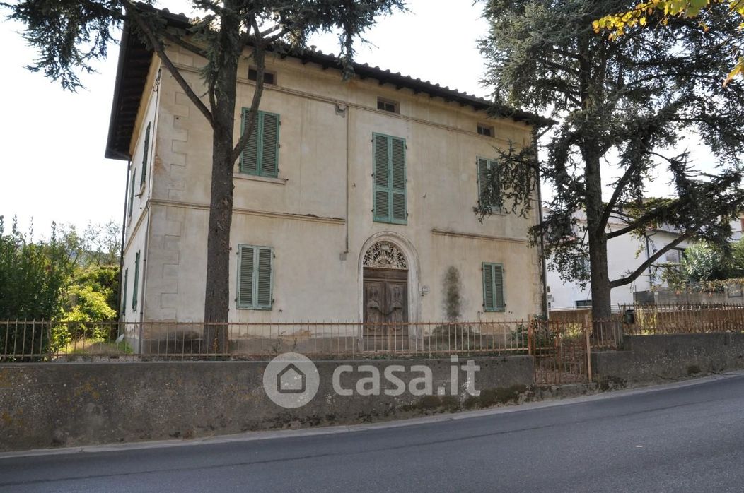 Casa indipendente in Vendita in Via del Commercio Sud 5 a Casciana Terme Lari