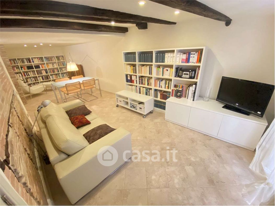 Appartamento in Vendita in Via Corte D'Appello 16 a Cagliari