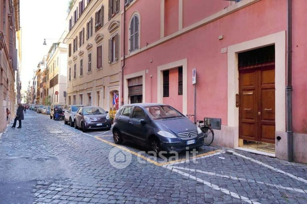 Appartamento in Affitto in Borgo Vittorio 41 a Roma