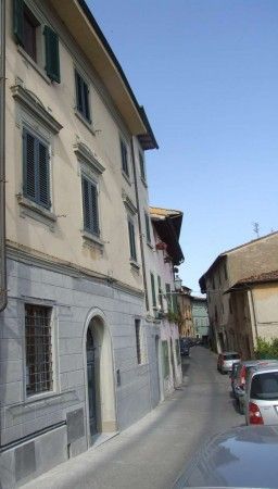 Stabile / Palazzo in Vendita in Via del Falcone 25 a Montopoli in Val d'Arno