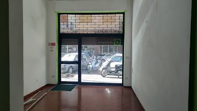 Negozio/Locale commerciale in Vendita in Via Giuseppe Pipitone Federico 76 B a Palermo
