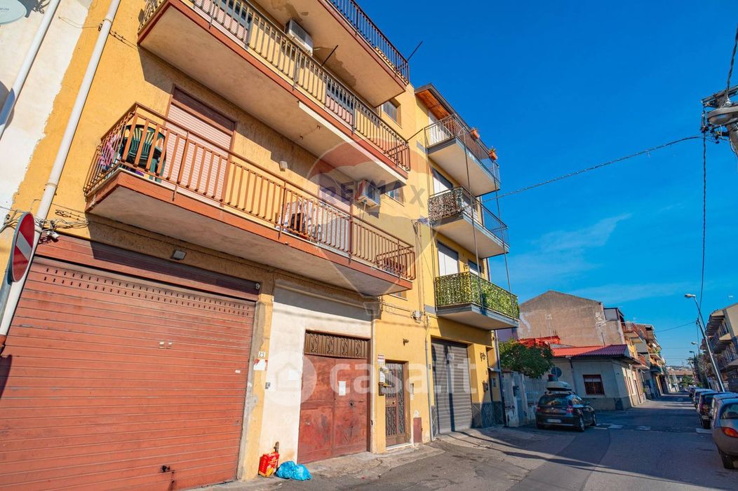 Appartamento in Vendita in Via A. Tripoli 31 a Camporotondo Etneo