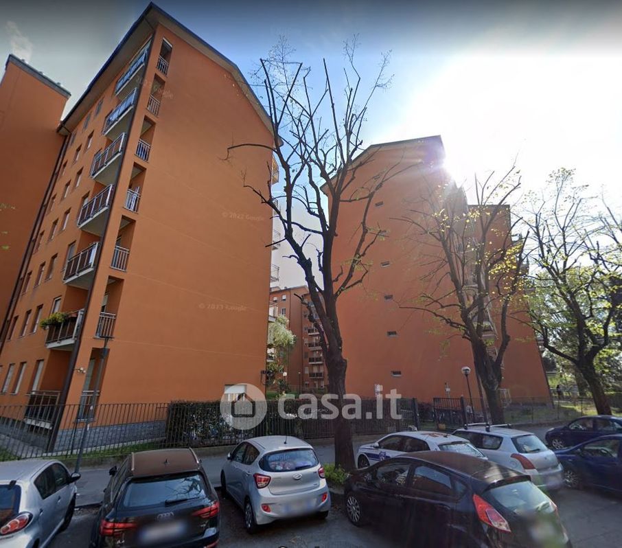 Appartamento in Vendita in Viale Ungheria 2 a Milano