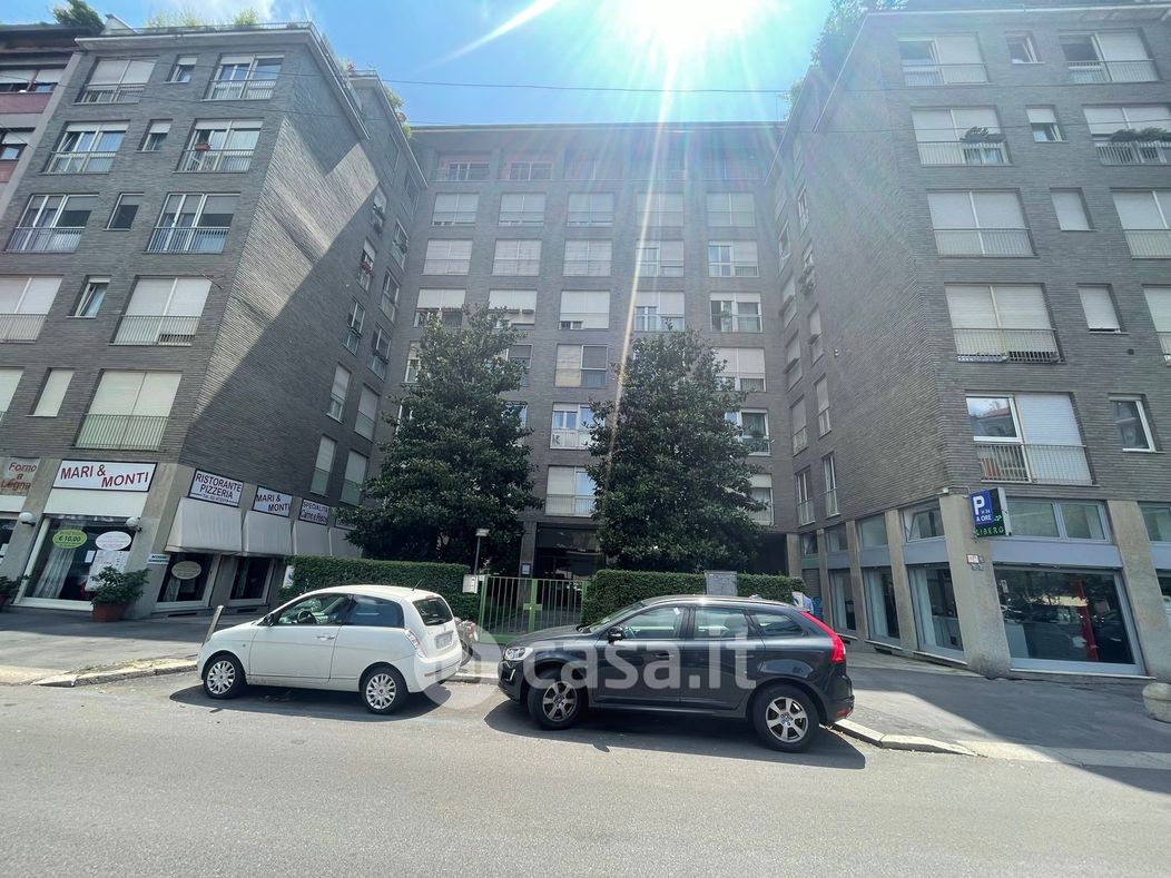 Appartamento in Affitto in Via Cola di Rienzo 57 a Milano