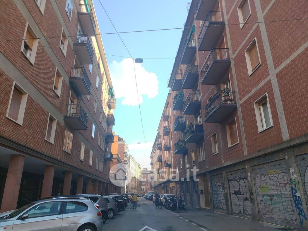 Appartamento in Vendita in Via Francesco Todaro a Bologna