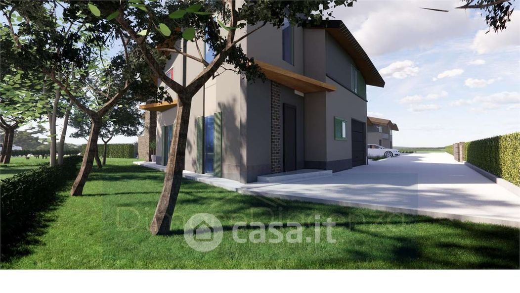 Casa Bi/Trifamiliare in Vendita in Via Giacomo Bonavia a Piacenza