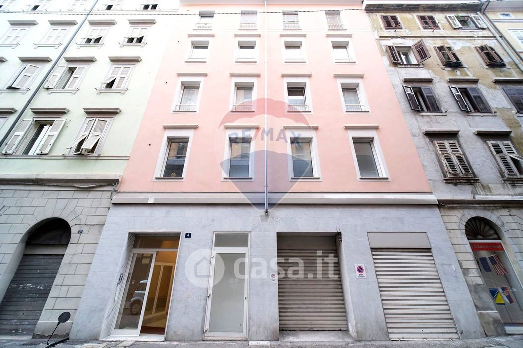 Appartamento in Vendita in Via Giuseppe Vidali 4 a Trieste