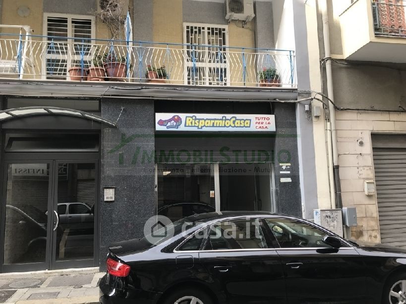 Negozio/Locale commerciale in Affitto in Via Pasubio 37 a Bari