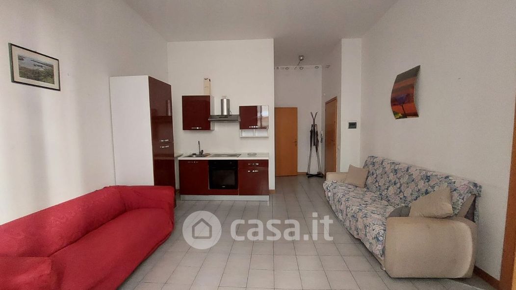 Appartamento in Vendita in Corso Giuseppe Mazzini a Ancona