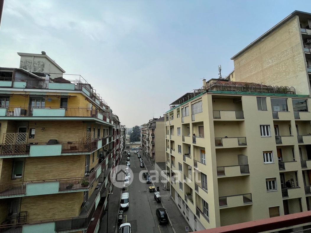 Appartamento in Vendita in Corso Bernardino Telesio 82 82 a Torino