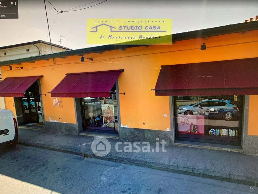 Negozio/Locale commerciale in Affitto in Via Giuseppe Verdi a Santa Croce sull'Arno