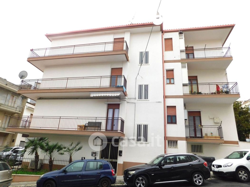 Appartamento in Vendita in Via Carlo Pisacane a Ragusa