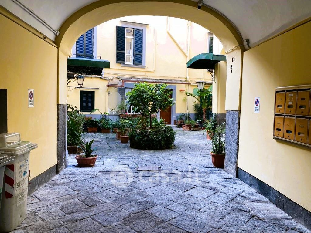 Appartamento in Affitto in Via Alabardieri a Napoli