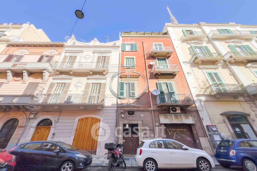 Appartamento in Affitto in Via Dante Alighieri a Bari