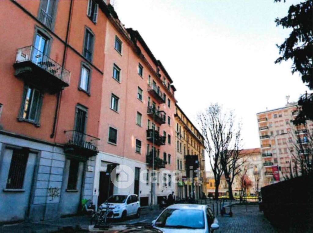 Appartamento in Vendita in Via Conte Verde 27 a Milano