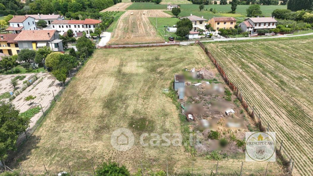 Terreno edificabile in Vendita in Via Cesare Battisti a Sant'Elena
