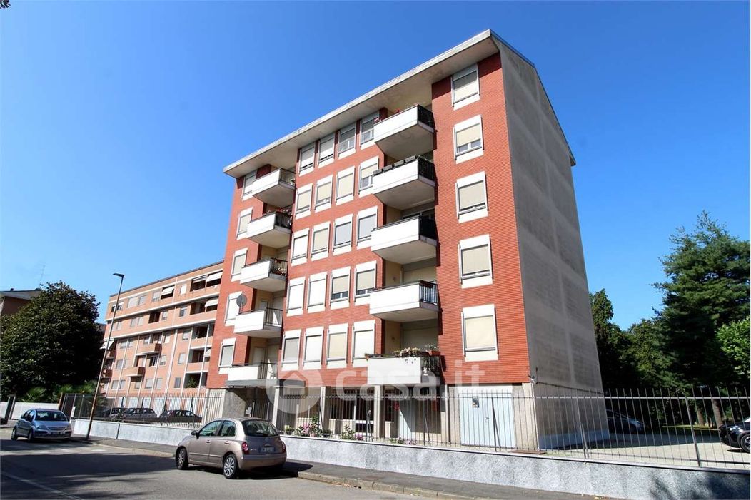 Appartamento in Vendita in Via Generale Fara 65 a Novara