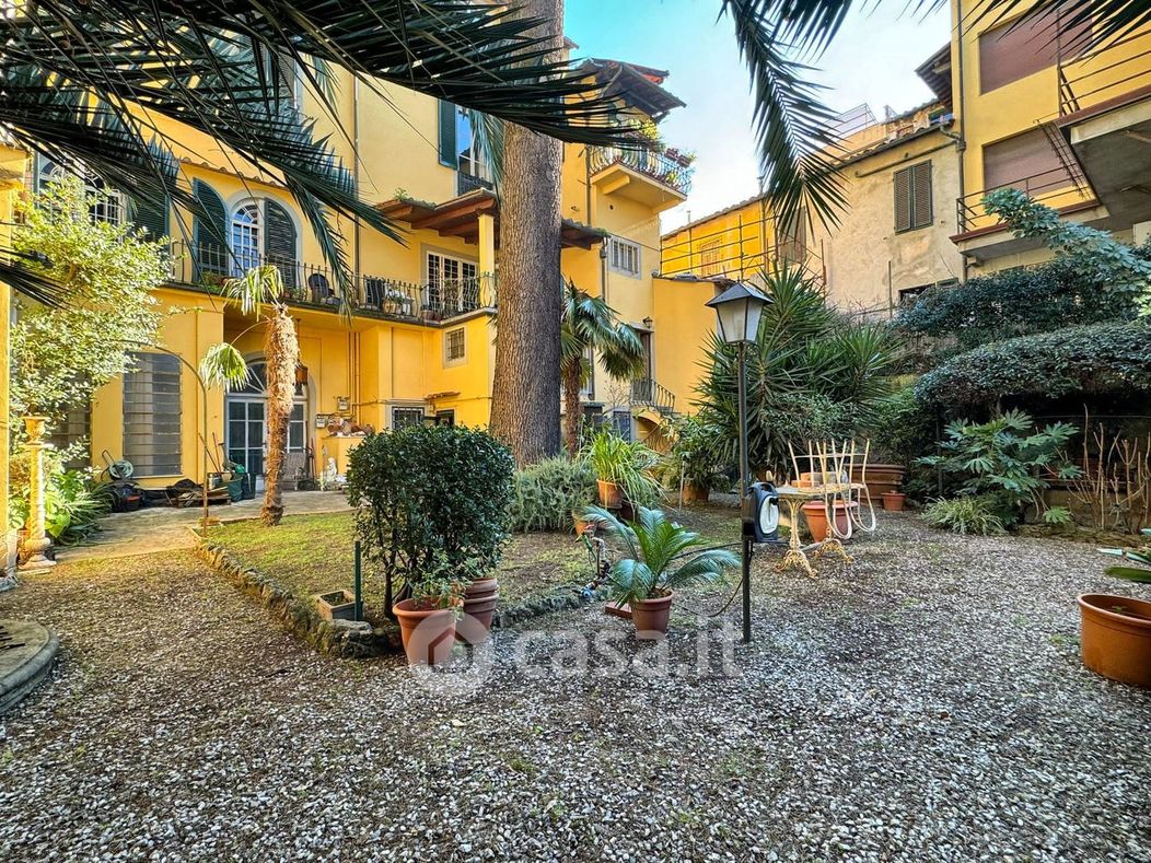 Appartamento in Vendita in Corte Portici a Lucca