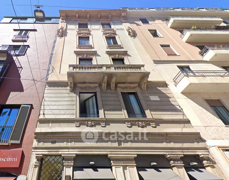 Appartamento in Affitto in Corso Italia 18 a Milano