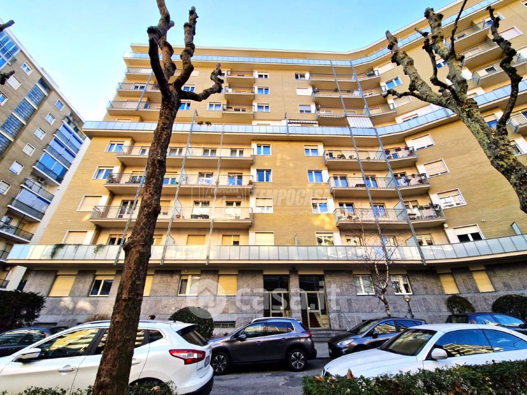 Appartamento in Vendita in Corso Alessandro Tassoni 79 a Torino