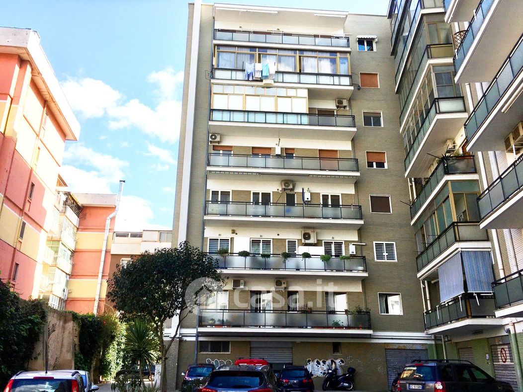 Appartamento in Affitto in Via devitofrancesco 27 a Bari
