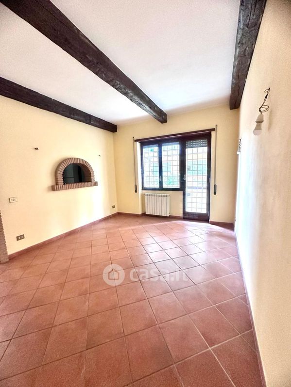 Appartamento in Affitto in Via Stefano Borgia a Roma