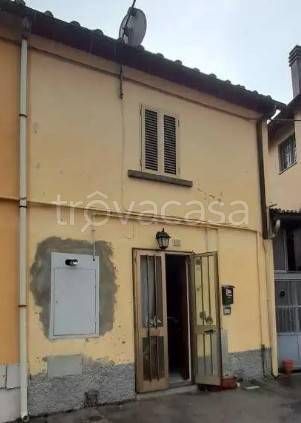 Casa indipendente in Vendita in Borgo di Casale a Prato