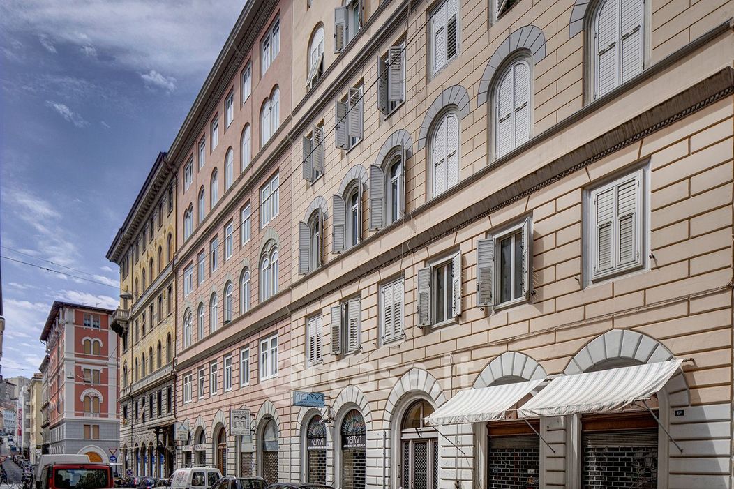 Appartamento in Vendita in Via Giorgio Vasari a Trieste