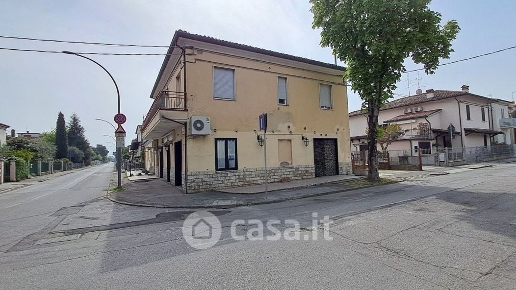 Casa indipendente in Vendita in Via Cerchia a Forlì