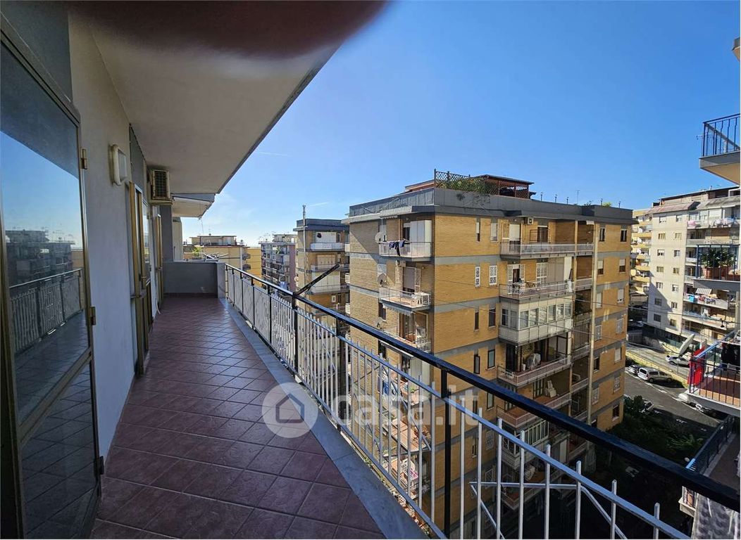 Appartamento in Vendita in Via San Giacomo dei Capri 129 a Napoli