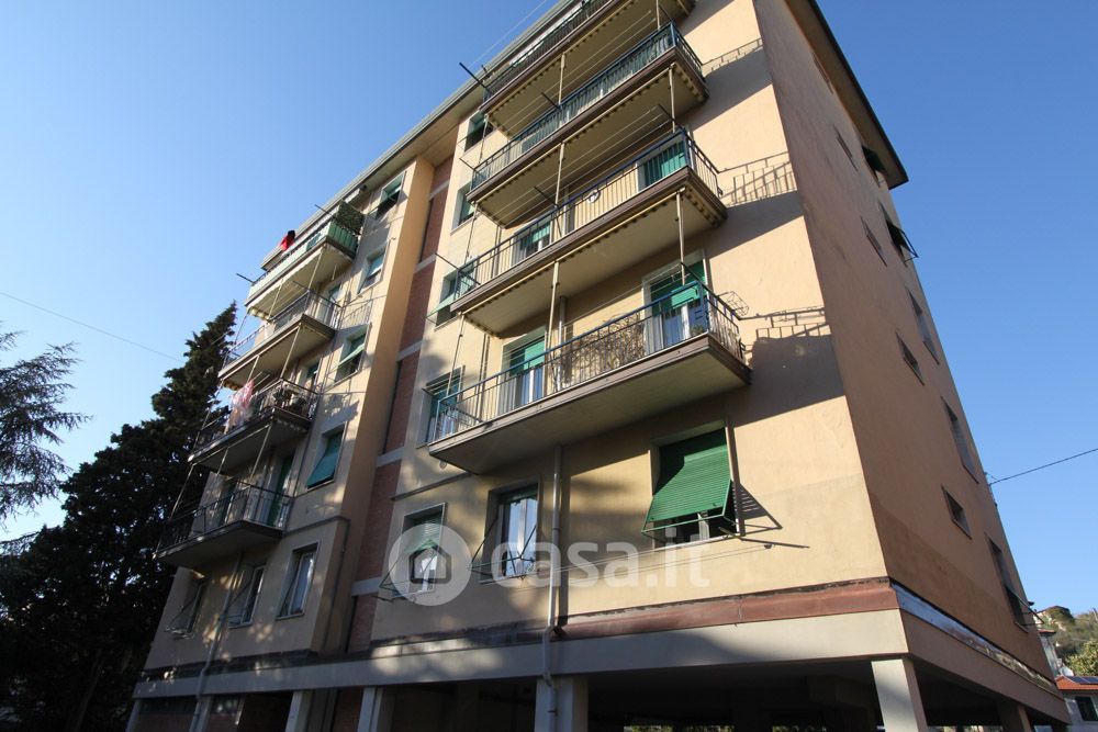 Appartamento in Vendita in Via dei Pini a La Spezia